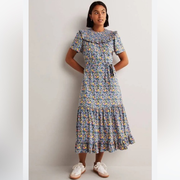 Boden Petite Smocked Yoke Jersey Floral Midi Dress Size 8P - Picture 1 of 12